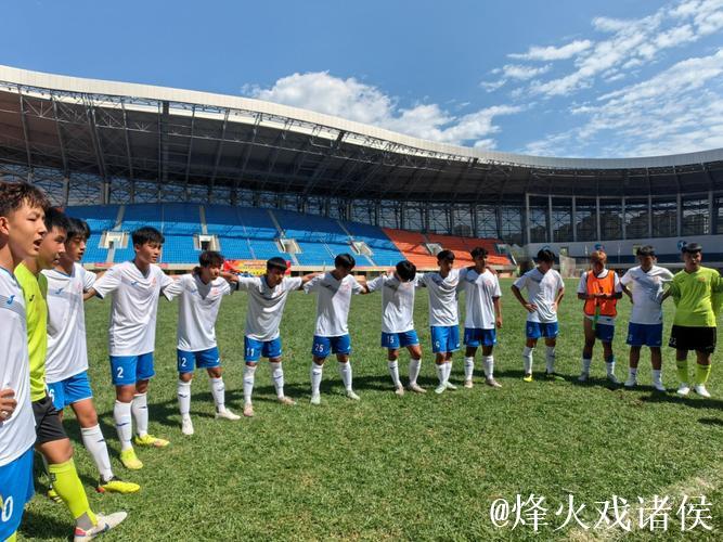 浙阿共筑团结梦 足球援疆石榴红 浙阿共筑团结梦 足球援疆石榴红